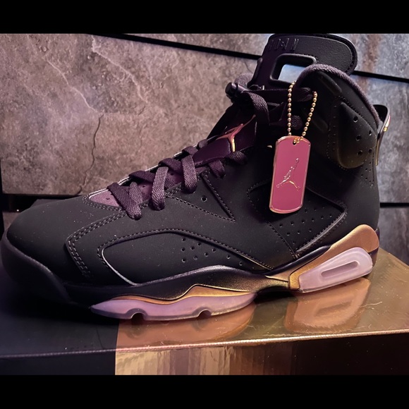 Air Jordan 6s - Picture 1 of 3
